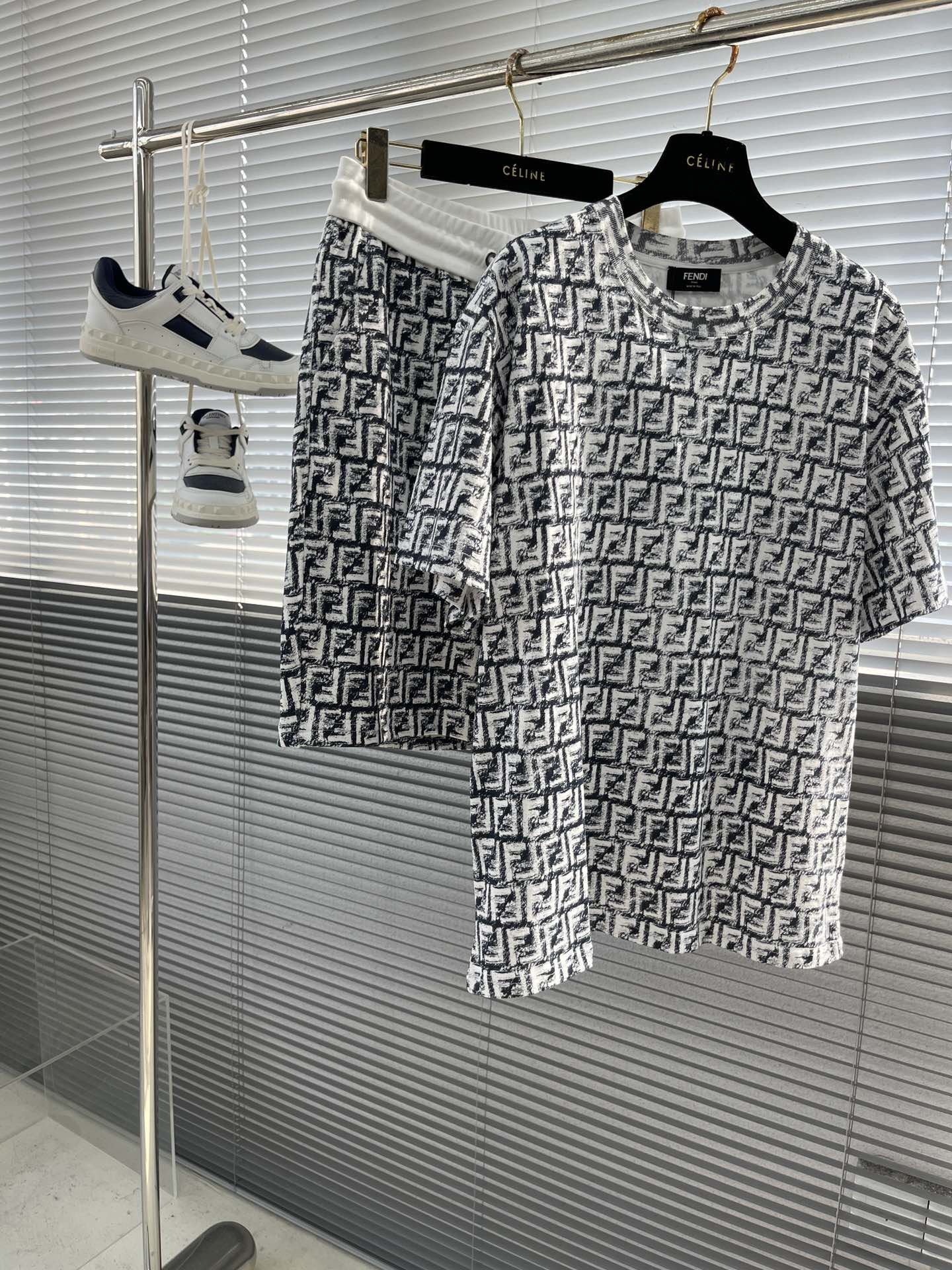 FENDI SHORTS - Image 3