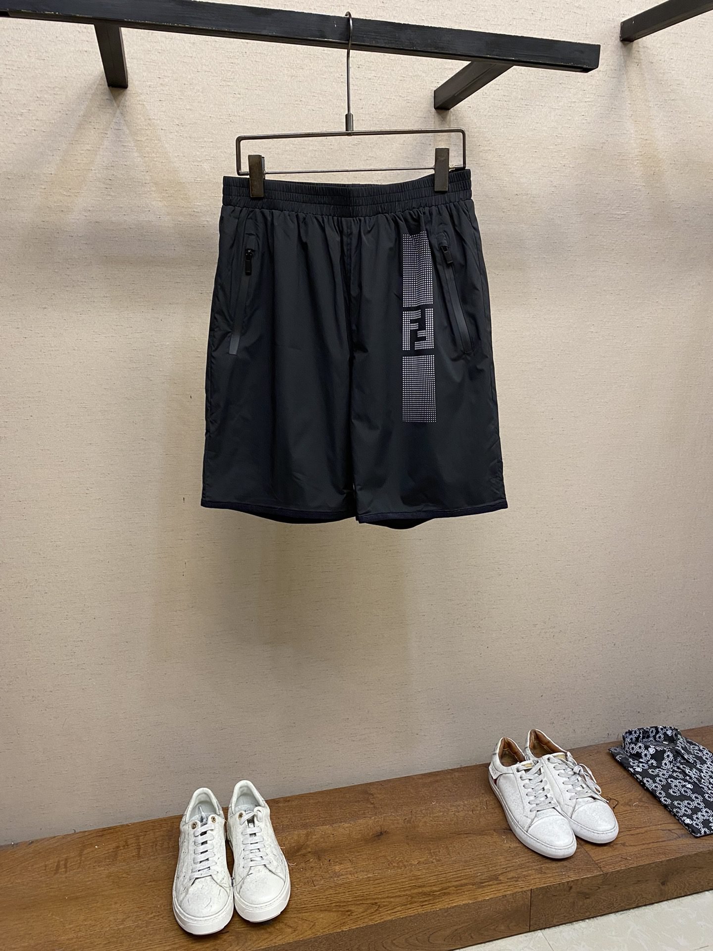 FENDI SHORTS - Image 2