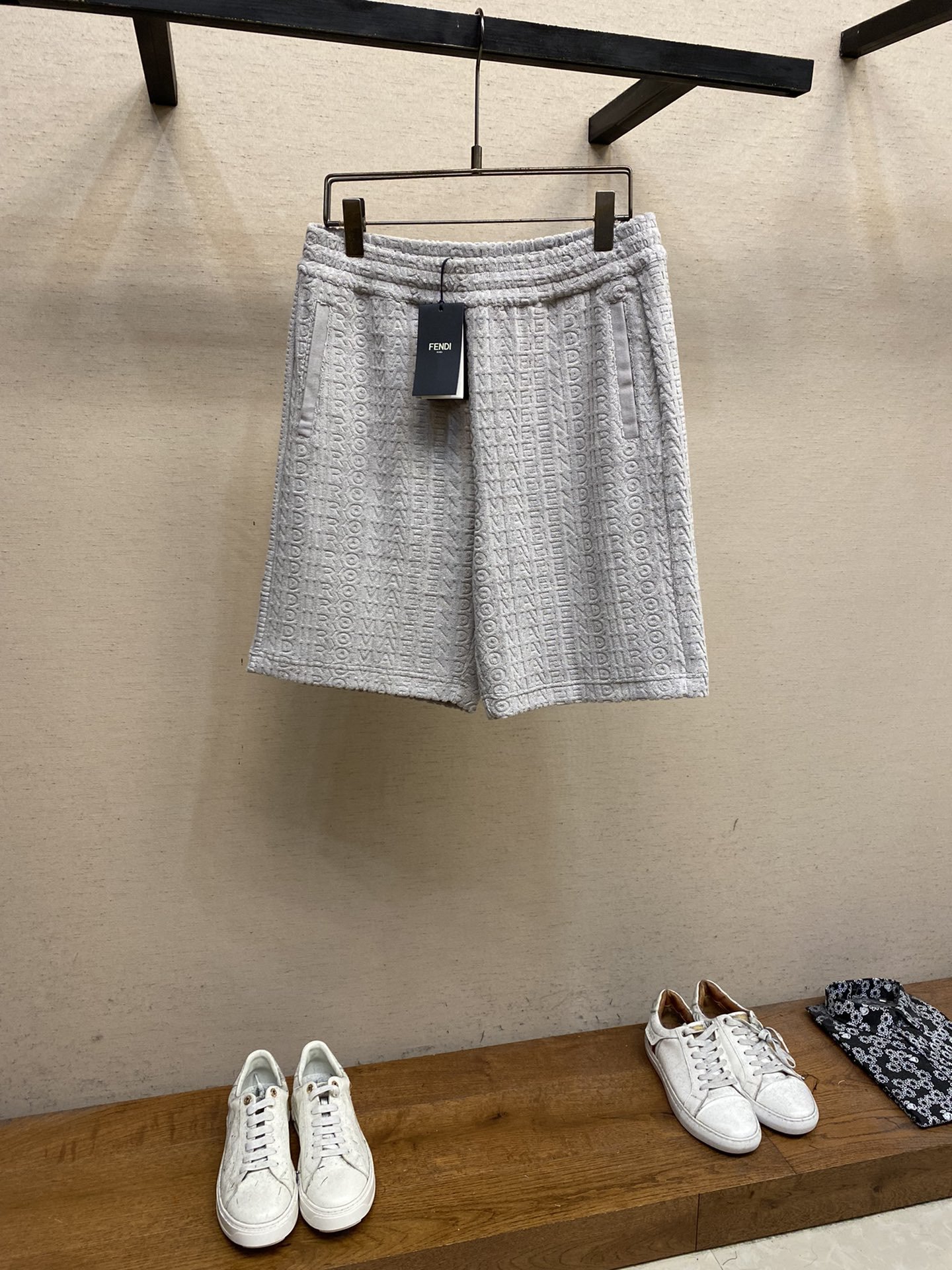 FENDI SHORTS - Image 2