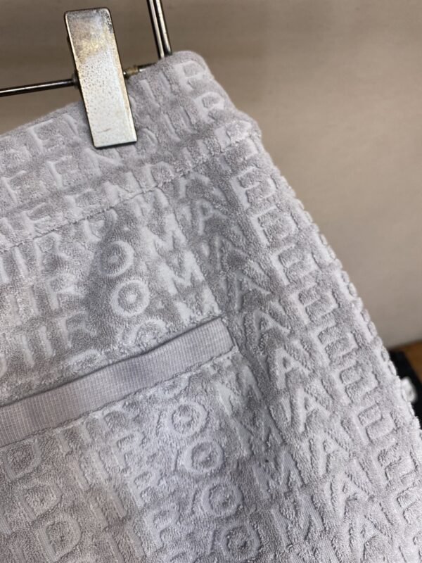 FENDI SHORTS - Image 6