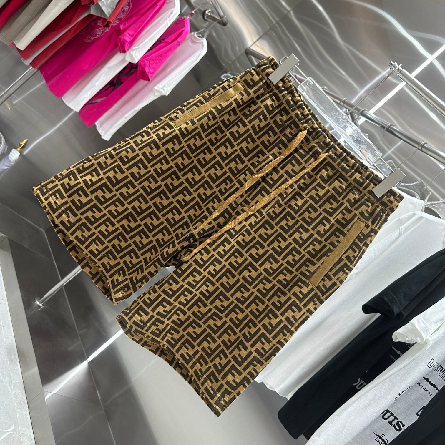 FENDI SHORTS - Image 3