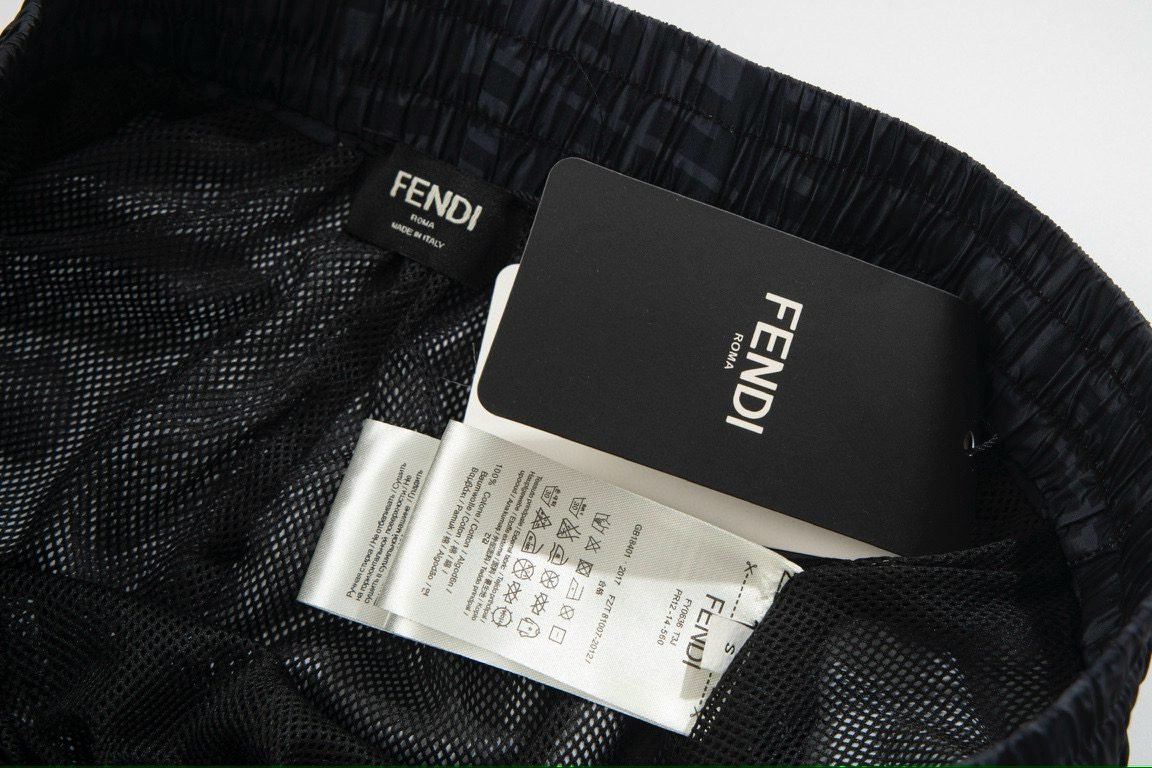 FENDI SHORTS - Image 5