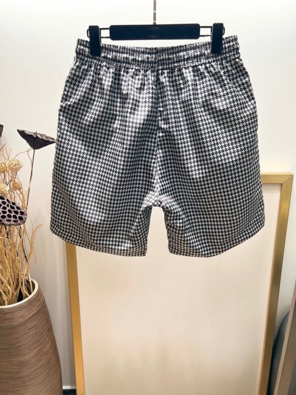 FENDI SHORTS - Image 4