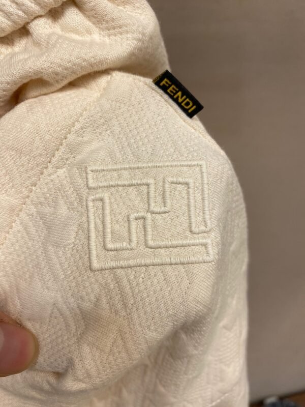 FENDI SHORTS - Image 8