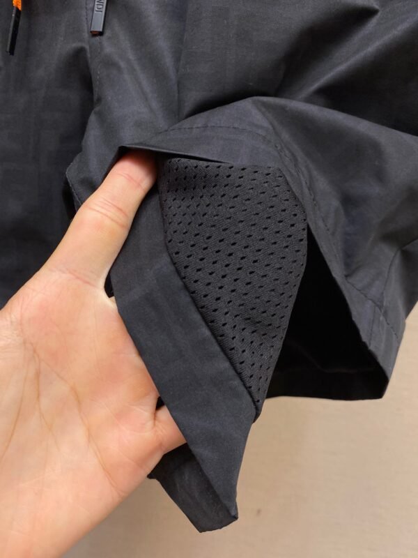 FENDI SHORTS - Image 8