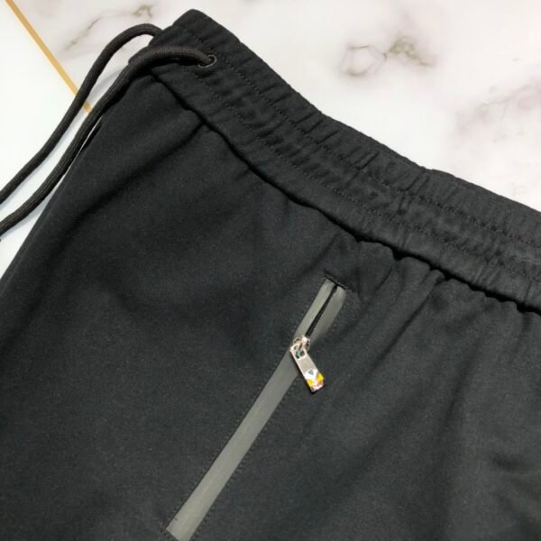 FENDI SHORTS - Image 4