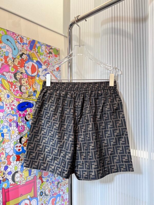 FENDI SHORTS - Image 4