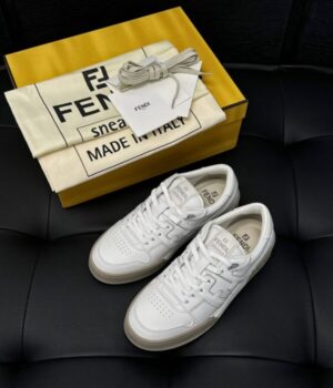 FENDI SNEAKER