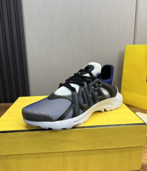 FENDI SNEAKER
