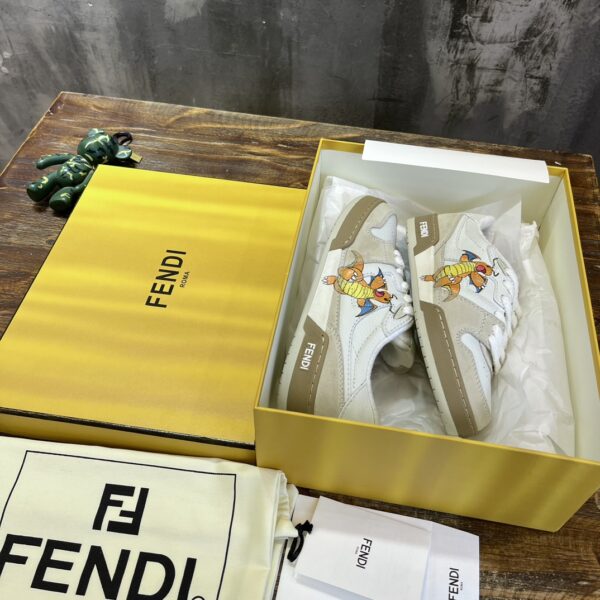 FENDI SNEAKER - Image 4
