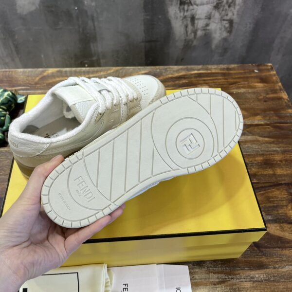 FENDI SNEAKER - Image 6