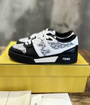 FENDI SNEAKER