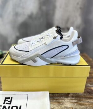 FENDI SNEAKER