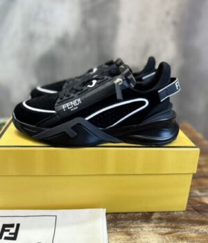 FENDI SNEAKER