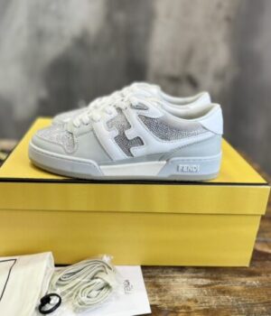 FENDI SNEAKER