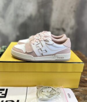 FENDI SNEAKER