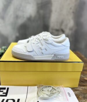 FENDI SNEAKER