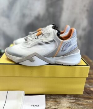 FENDI SNEAKER