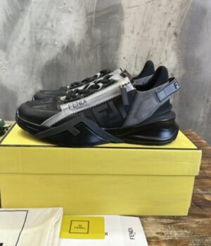 FENDI SNEAKER