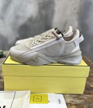 FENDI SNEAKER