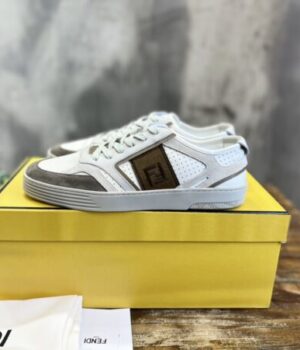 FENDI SNEAKER