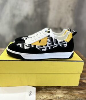 FENDI SNEAKER