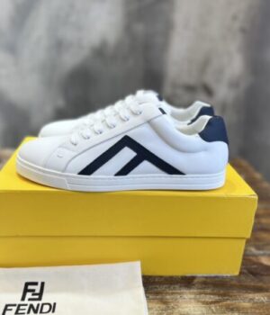 FENDI SNEAKER