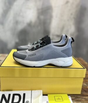 FENDI SNEAKER