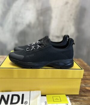 FENDI SNEAKER