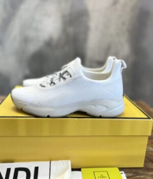 FENDI SNEAKER