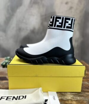 FENDI SNEAKER