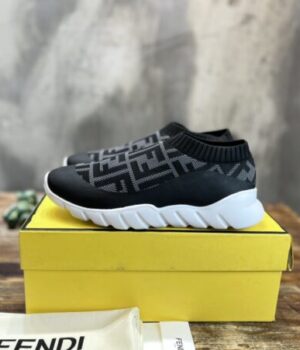 FENDI SNEAKER