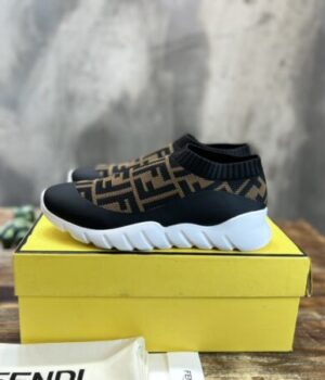 FENDI SNEAKER