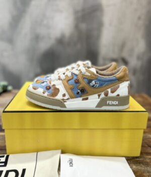 FENDI SNEAKER
