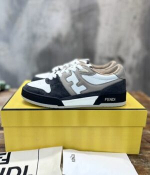 FENDI SNEAKER
