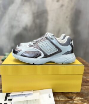 FENDI SNEAKER