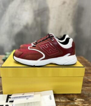 FENDI SNEAKER