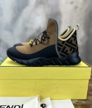 FENDI SNEAKER
