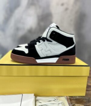 FENDI SNEAKER