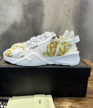 FENDI SNEAKER