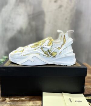 FENDI SNEAKER