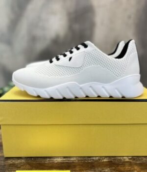 FENDI SNEAKER