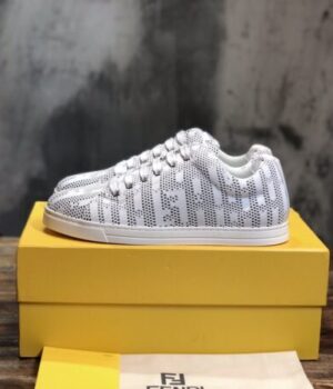 FENDI SNEAKER