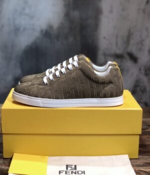 FENDI SNEAKER
