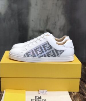 FENDI SNEAKER