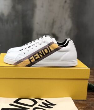 FENDI SNEAKER