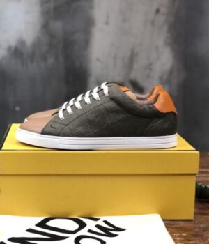 FENDI SNEAKER