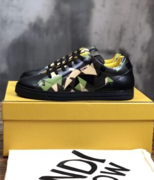 FENDI SNEAKER