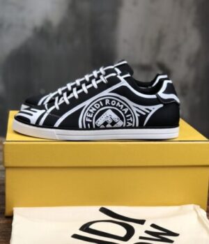 FENDI SNEAKER