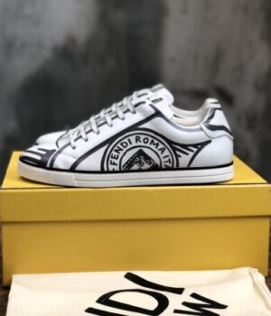 FENDI SNEAKER